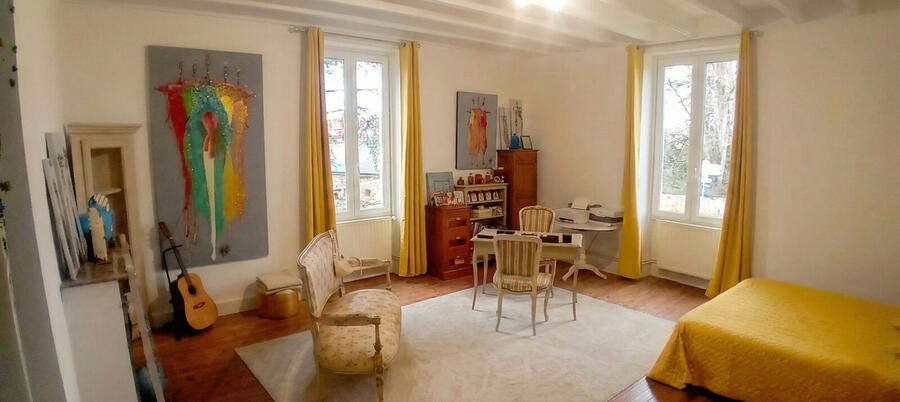 Fully Furnished & Refurbished Fully-Furnished-Refurbished